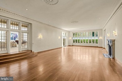 Welcome to iconic Ravenscliff, one of the most significant - photo 30