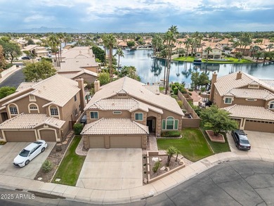 Nestled on a premium oversized waterfront lot, 919 S Paradise - photo 44