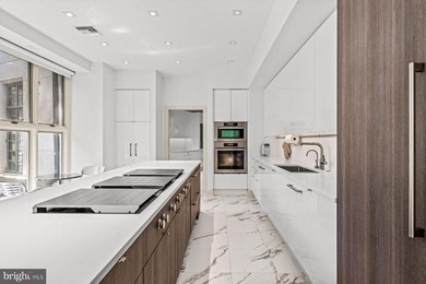 Welcome to iconic Ravenscliff, one of the most significant - photo 44