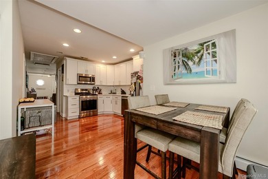 Move right into this beautifully renovated (2017) 3-bedroom - photo 13