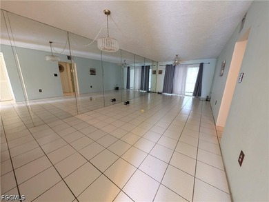 Enjoy effortless living in this bright 1-bedroom, 1-bathroom - photo 6