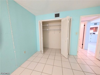 Enjoy effortless living in this bright 1-bedroom, 1-bathroom - photo 10