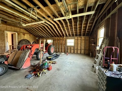 Country Living at its finest on 42 acres. Discover the perfect - photo 42