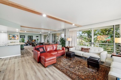 This corner-unit condo offers a perfect blend of modern luxury - photo 7