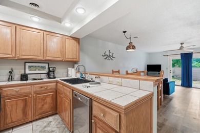Welcome to this beautiful FULLY FURNISHED Lakewood Hills condo - photo 8