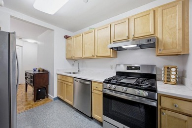 Welcome to Residence 109 at The Maynard, where timeless Brooklyn - photo 10