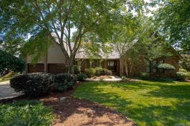 Lake Home For Sale in Maumelle, Arkansas