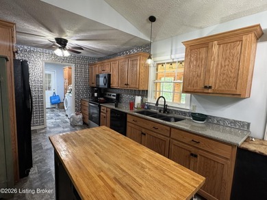 TOTAL OF 3300 SQFT OF LIVING SPACE! 2714 Pea Ridge Rd is the - photo 10