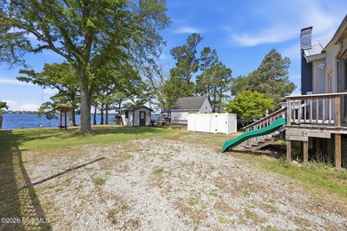 Experience stunning waterfront living directly across the Neuse - photo 42