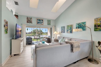 Lake Condo For Sale in Boca Raton, Florida