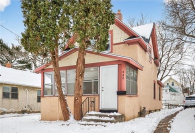 (private lake, pond, creek) Home Sale Pending in Saint Paul Minnesota