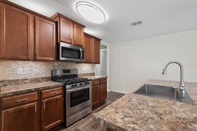 Short Sale. Short sale! BRING YOUR OFFERS! All offers will need - photo 21