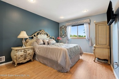 Welcome to 941 Ramona Avenue, a meticulously maintained two - photo 21