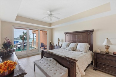 Under contract-accepting backup offers. Harborview Grande unit - photo 22