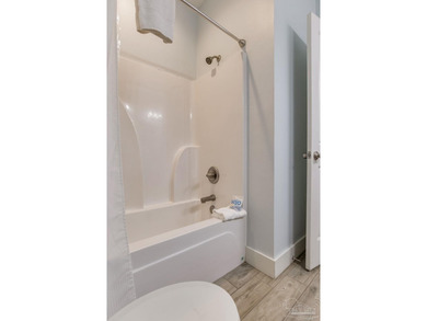 Welcome to your Gulf Coast oasis! This charming beach cottage in - photo 22