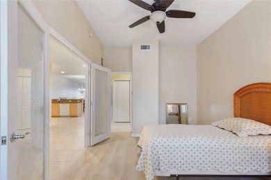 Under contract-accepting backup offers. Harborview Grande unit - photo 31