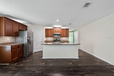 Short Sale. Short sale! BRING YOUR OFFERS! All offers will need - photo 32