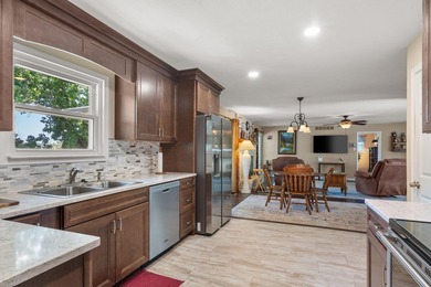 LAKEFRONT living with the view and access you've been searching - photo 9