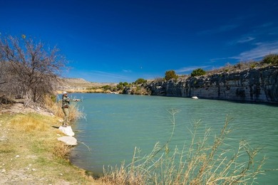 Located 1.5 miles south of Pandale in northwestern Val Verde - photo 7