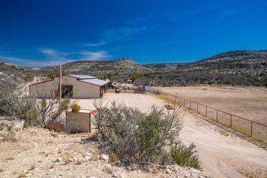 Located 1.5 miles south of Pandale in northwestern Val Verde - photo 8