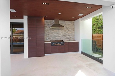 Brand new modern masterpiece in the highly sought after - photo 7