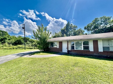 Chickamauga Lake Home Sale Pending in Chattanooga Tennessee