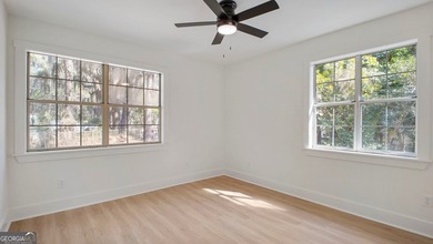 Fully Renovated 4BR/2BA Mobile Home - Move-In Ready with - photo 13