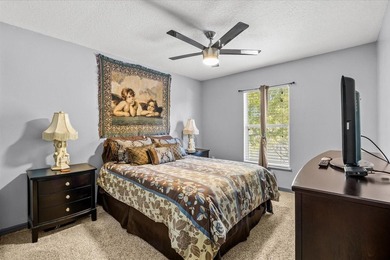 Completely renovated and move-in ready! This stunning 4BR/3BA - photo 30