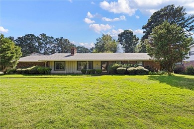 Lake Dardanelle Home For Sale in Russellville Arkansas