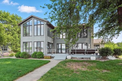 Lake Home For Sale in Leesburg, Indiana