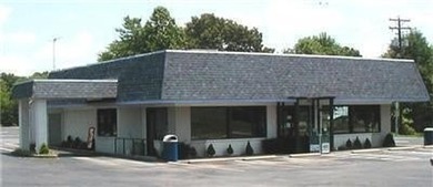Lake Cumberland Commercial For Sale in Jamestown Kentucky