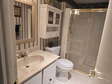 PARADISE FOUND ! 2ND FLOOR BEAUTY, FULL 2/2 SPLIT FLOOR PLAN - photo 11