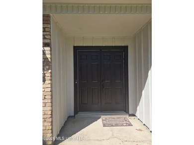 Back on market with a new roof with a 2 year warranty. Home also - photo 13
