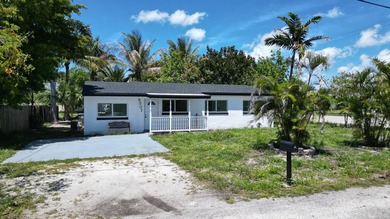 Charming 4-bedroom, 2-bath home on septic in desirable Palm - photo 2