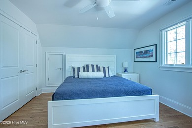 Best value in Forest Creek. Lock-it and Leave-it with furniture - photo 33