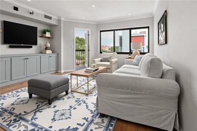 MOTIVATED SELLER!! PERFECT BLEND OF URBAN LIVING AND CONVENIENCE