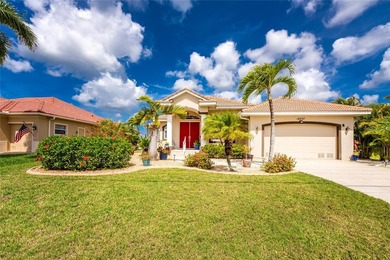 Set against dramatic panoramic lake views in Burnt Store Lakes - photo 4