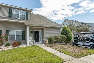 Welcome to this stunning 3 bedroom, 2.5 bath townhouse located - photo 2
