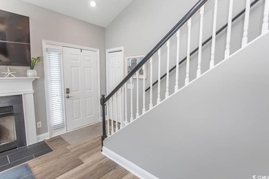 Welcome to this stunning 3 bedroom, 2.5 bath townhouse located - photo 4