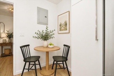 Welcome to your new home. This beautiful and totally renovated 2 - photo 12