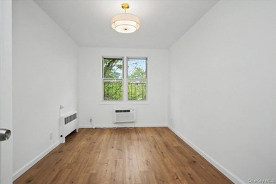 Welcome to your new home. This beautiful and totally renovated 2 - photo 16