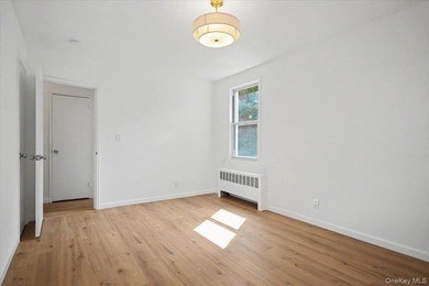 Welcome to your new home. This beautiful and totally renovated 2 - photo 17