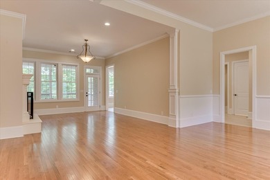 Welcome home to this perfect like brand new dream house where - photo 8