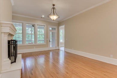 Welcome home to this perfect like brand new dream house where - photo 9