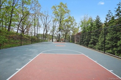 Welcome to your new home. This beautiful and totally renovated 2 - photo 29