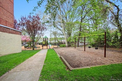 Welcome to your new home. This beautiful and totally renovated 2 - photo 31