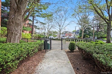 Welcome to your new home. This beautiful and totally renovated 2 - photo 36