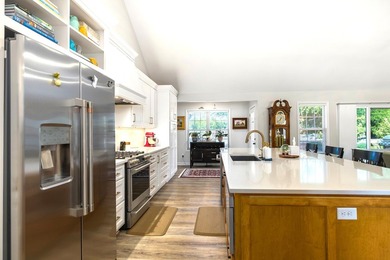 Completely remodeled wonderful 4BR, 3BA waterfront home - photo 50
