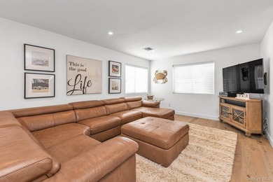 Welcome to 804 E. Chester St. in Long Beach's desirable East End - photo 17