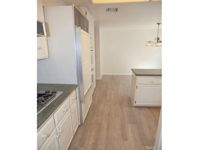 Unleash your inner Angeleno in this prime Westside condo!
This